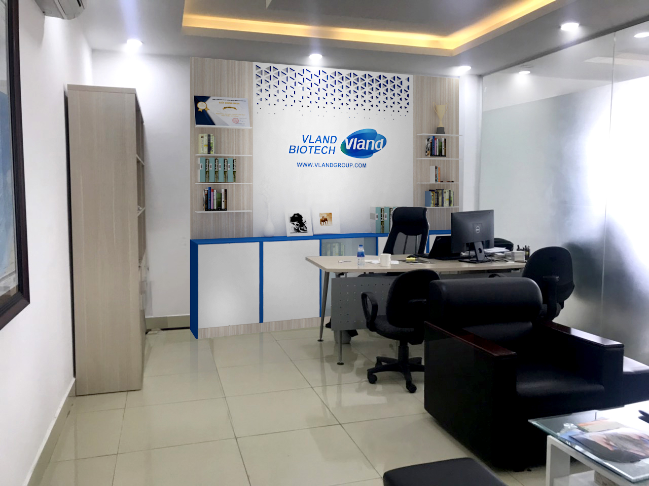 Nội thất Showroom – Văn Phòng